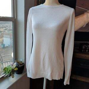 White House Black Market Women's Size XS White Sweater With Silky Detail